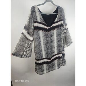 Women's black and white sheer, fully lined, sz M oversized dress